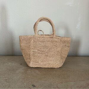 Woven Straw Tote Bag in Natural - Lightweight Summer Handbag